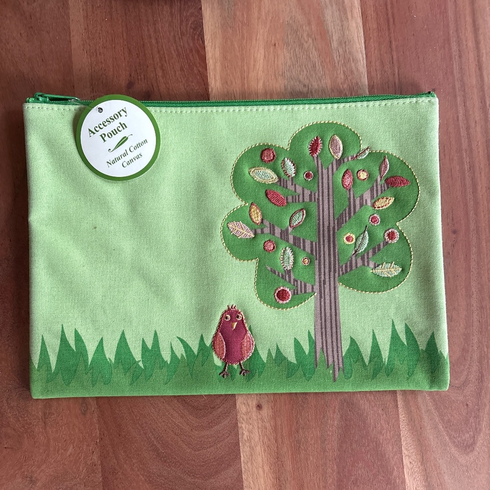 Accessories pouch